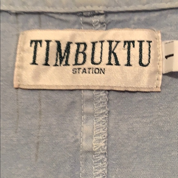 Timbuktu Sleeveless Top in Artsy Chambray Cloth. - Picture 3 of 9
